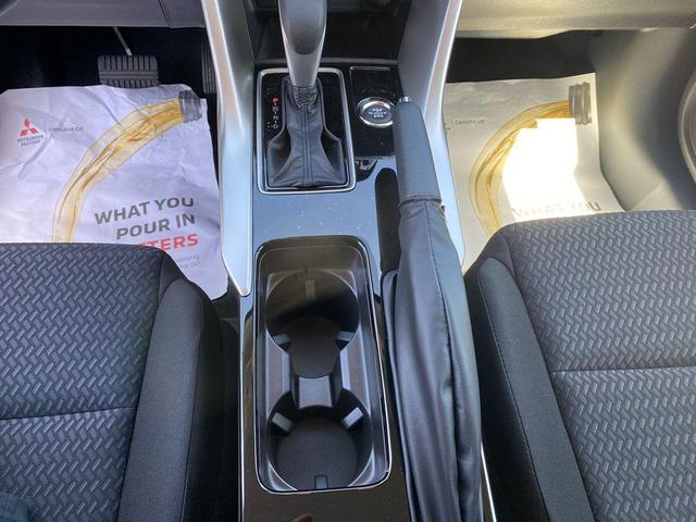 Photo of 2025 Alloy Silver Metallic Mitsubishi Eclipse Cross