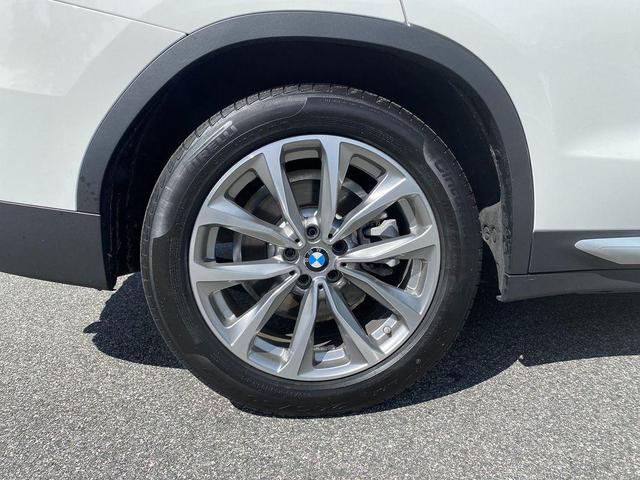 Photo of 2019 Alpine White BMW X3