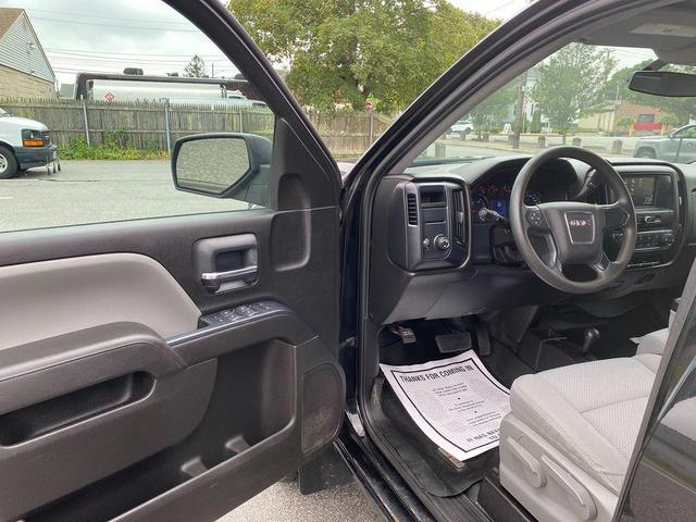 Photo of 2019 Onyx Black GMC Sierra 1500