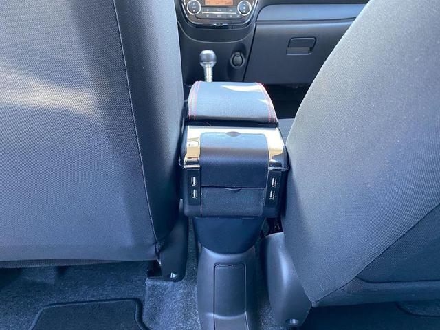 Photo of 2024 Jet Black Metallic Mitsubishi Mirage G4