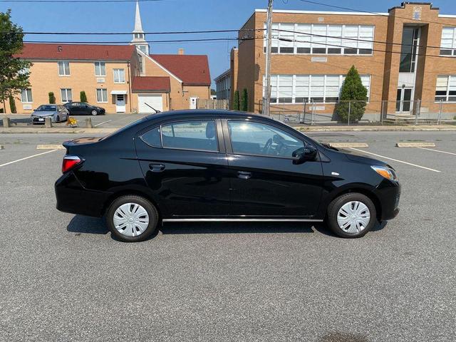 Photo of 2024 Jet Black Metallic Mitsubishi Mirage G4