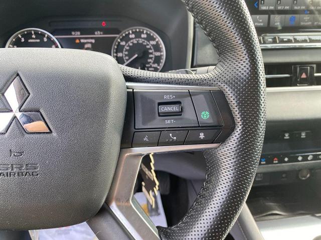 Photo of 2022 Deep Bronze Metallic Mitsubishi Outlander