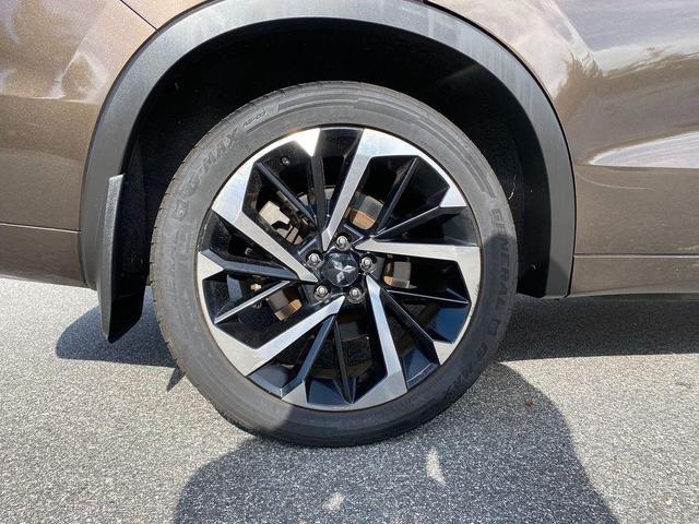 Photo of 2022 Deep Bronze Metallic Mitsubishi Outlander