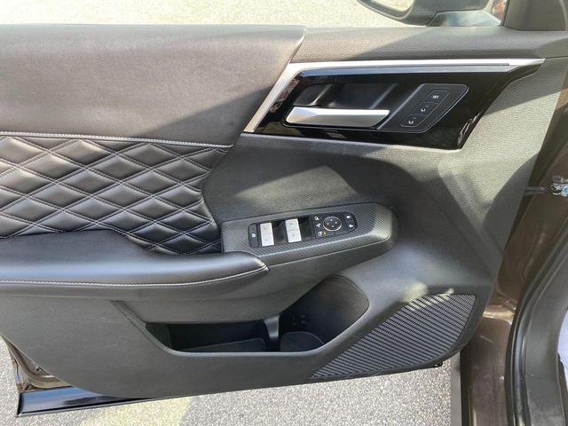 Photo of 2022 Deep Bronze Metallic Mitsubishi Outlander