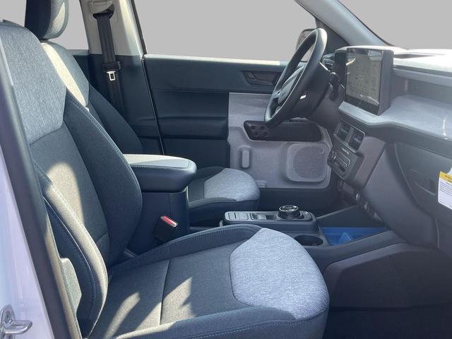 Photo of 2025 OXFORD WHITE Ford Maverick