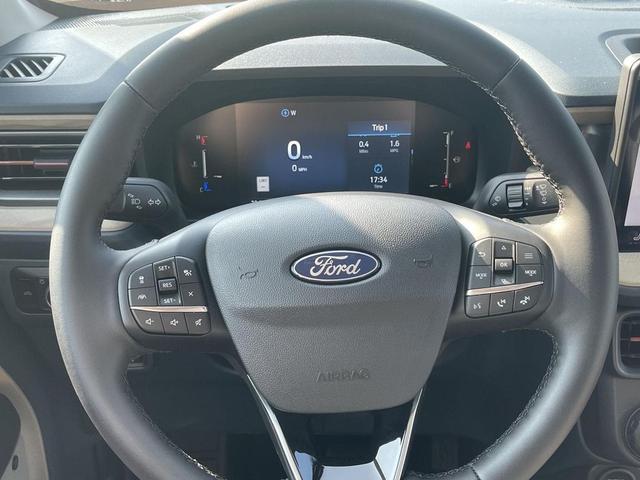 Photo of 2025 CARBONIZED GRAY METALLIC Ford Maverick