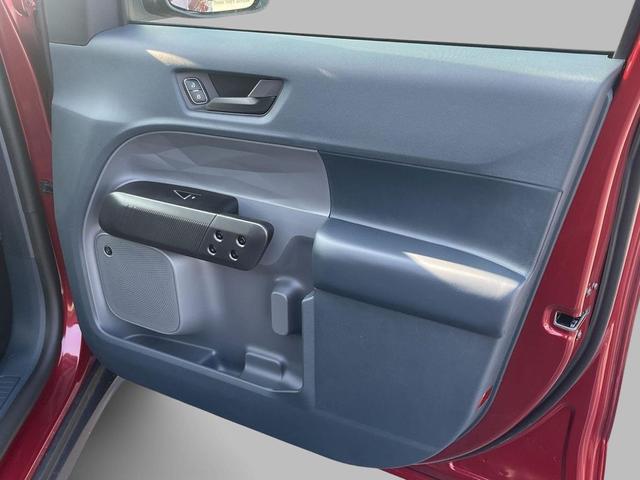 Photo of 2025 RUBY RED METALLIC TINTED CC Ford Maverick