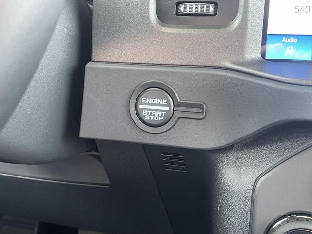 Photo of 2025 OXFORD WHITE Ford Bronco