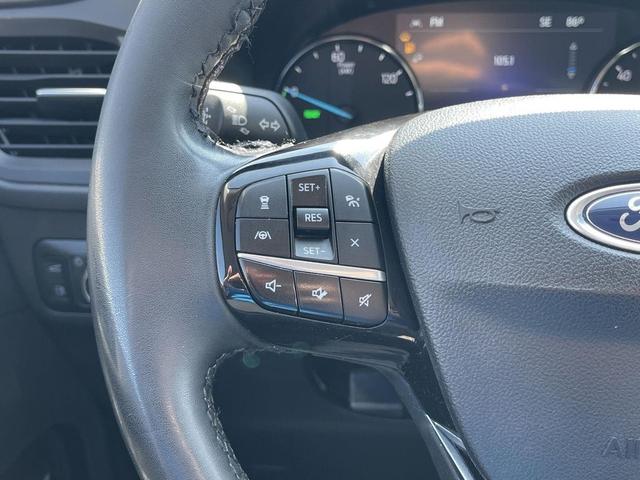 Photo of 2022 AGATE BLACK METALLIC Ford Escape