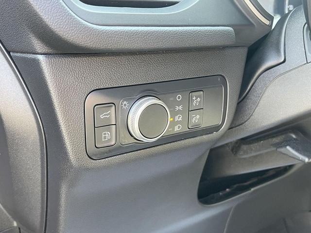 Photo of 2022 AGATE BLACK METALLIC Ford Escape