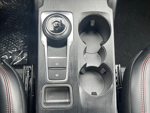 Photo of 2024 STAR WHITE METALLIC TRI-COAT Ford Escape