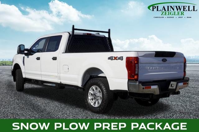 Photo of 2021 Oxford White Ford F-250