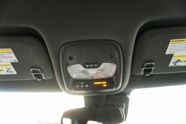 Photo of 2021 Summit White Chevrolet Trailblazer