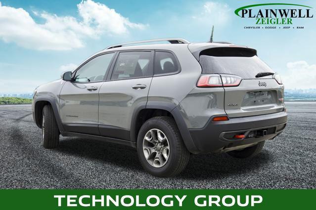 Photo of 2019 Sting-Gray Clearcoat Jeep Cherokee