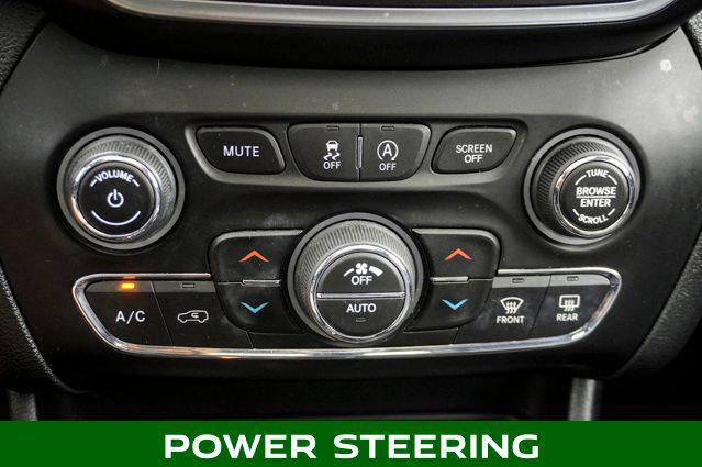 Photo of 2019 Sting-Gray Clearcoat Jeep Cherokee