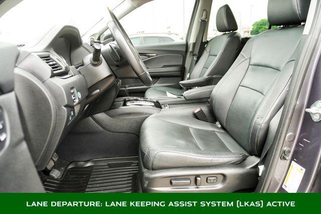 Photo of 2020 Modern Steel Metallic Honda Pilot