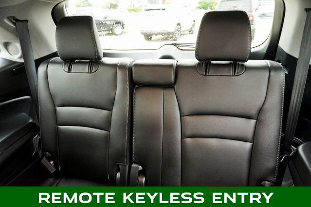 Photo of 2020 Modern Steel Metallic Honda Pilot