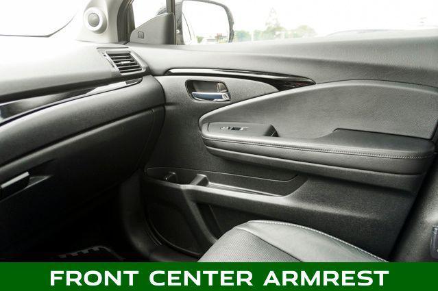 Photo of 2020 Modern Steel Metallic Honda Pilot