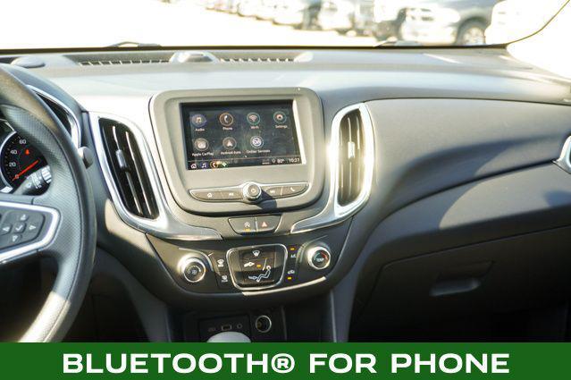 Photo of 2022 Blue Glow Metallic Chevrolet Equinox