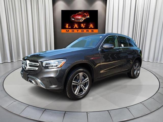 Photo of 2020 Obsidian Black Metallic Mercedes-Benz GLC 300