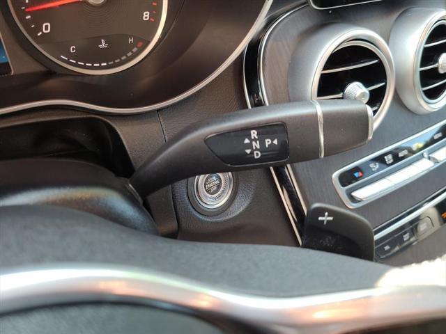 Photo of 2020 Obsidian Black Metallic Mercedes-Benz GLC 300