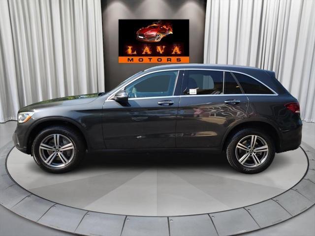 Photo of 2020 Obsidian Black Metallic Mercedes-Benz GLC 300