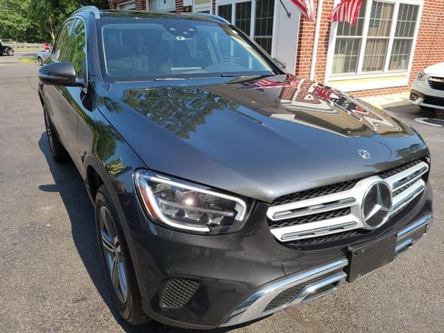 Photo of 2020 Obsidian Black Metallic Mercedes-Benz GLC 300