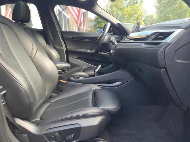 Photo of 2020 Black Sapphire Metallic BMW X2