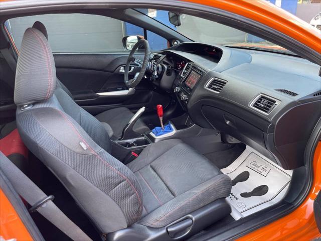 Photo of 2015 Orange Fire Pearl Honda Civic