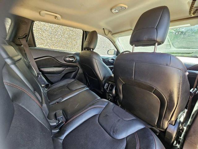 Photo of 2015  Jeep Cherokee