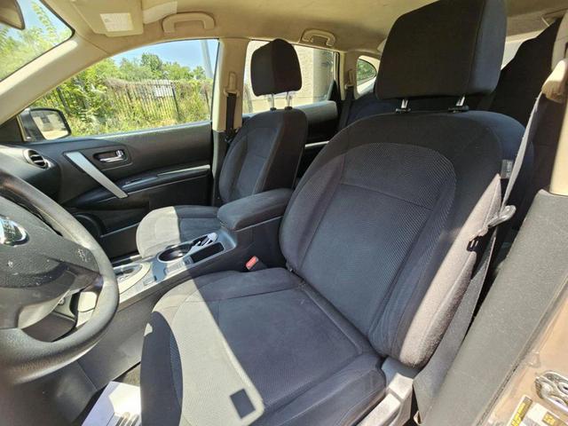 Photo of 2015  Nissan Rogue Select