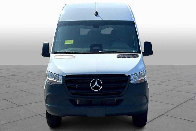 Photo of 2025 White Mercedes-Benz Sprinter 2500