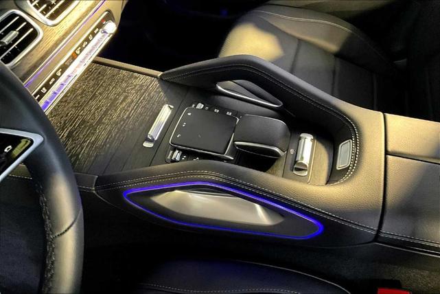 Photo of 2025 Black Mercedes-Benz GLS 450