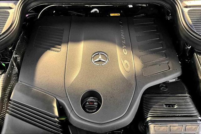 Photo of 2026 Black Mercedes-Benz GLS 450