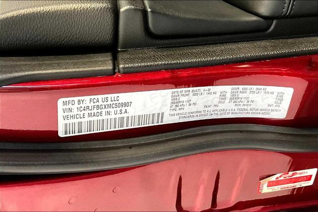 Photo of 2021 Velvet Red Pearlcoat Jeep Grand Cherokee