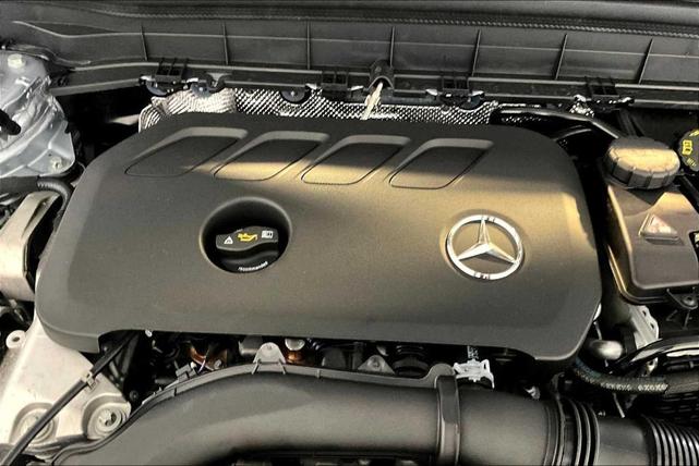 Photo of 2025 Silver Mercedes-Benz GLB 250
