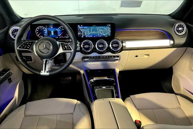 Photo of 2025 Silver Mercedes-Benz GLB 250