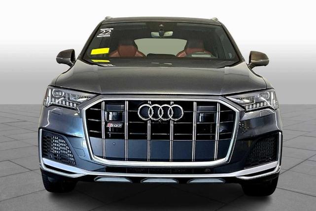 Photo of 2022 Daytona Gray Pearl Effect Audi SQ7
