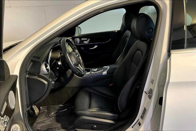 Photo of 2021 Polar White Mercedes-Benz C-Class