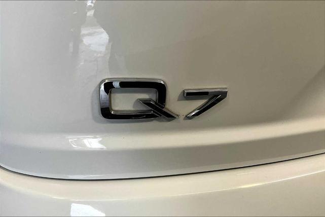 Photo of 2019 Carrara White Audi Q7