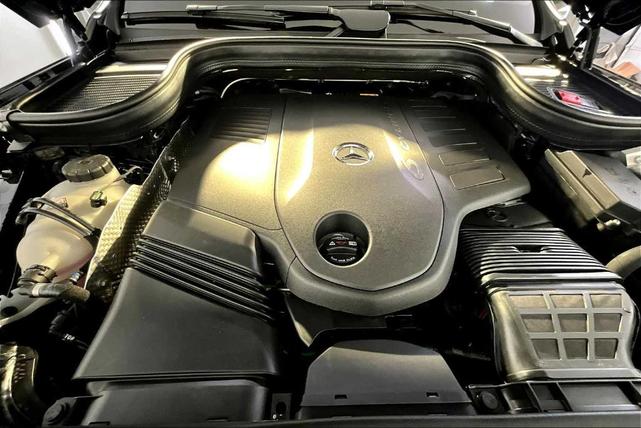 Photo of 2026 Black Mercedes-Benz GLS 450
