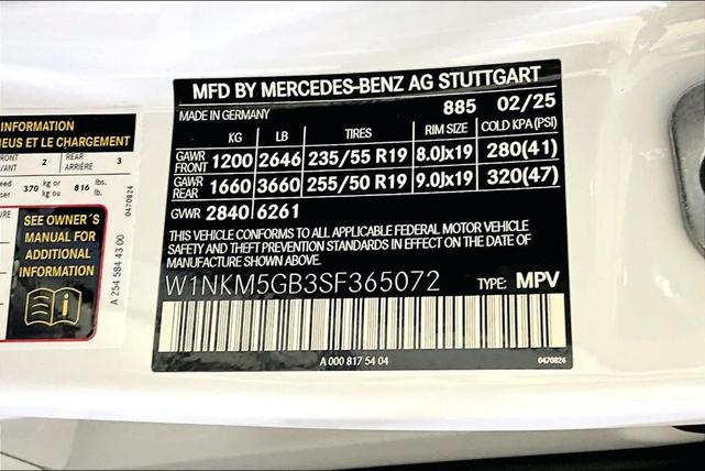 Photo of 2025 White Mercedes-Benz GLC 350e