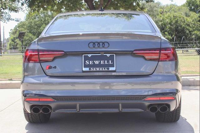 Photo of 2024 Daytona Gray Pearl Effect Audi S4