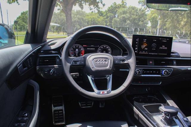 Photo of 2024 Daytona Gray Pearl Effect Audi S4