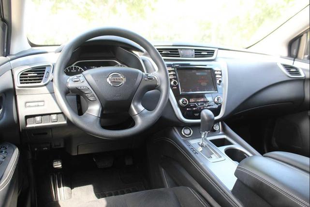 Photo of 2020 Brilliant Silver Metallic Nissan Murano