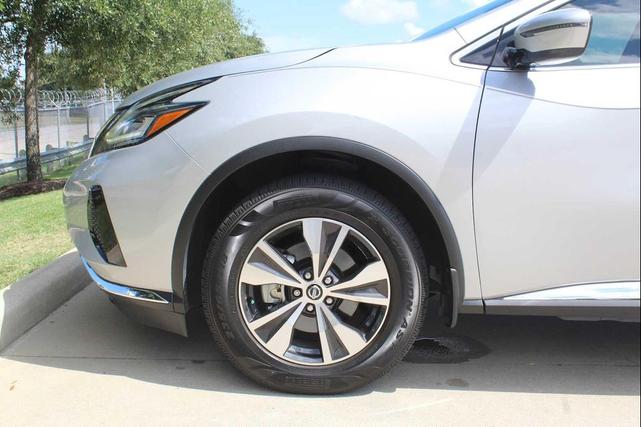 Photo of 2020 Brilliant Silver Metallic Nissan Murano