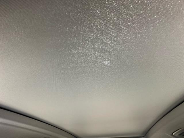 Photo of 2025 GLACIER WHITE Audi Q5