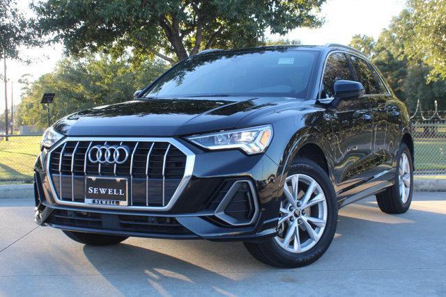 2022 Audi Q3