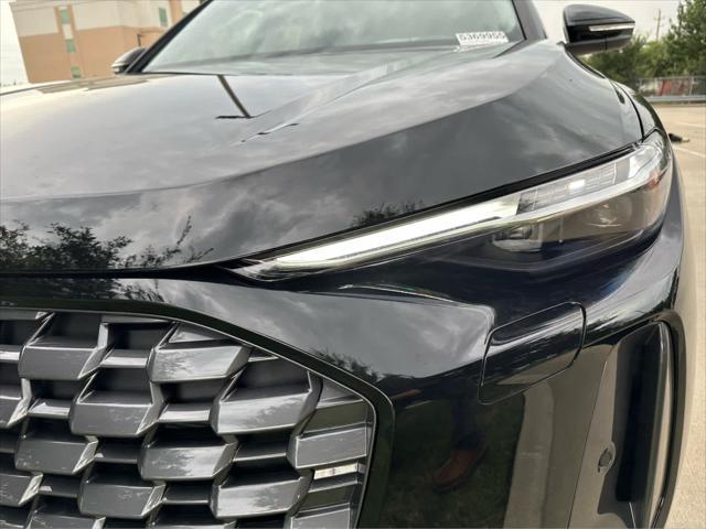 Photo of 2025 MYTHOS BLACK Audi Q5