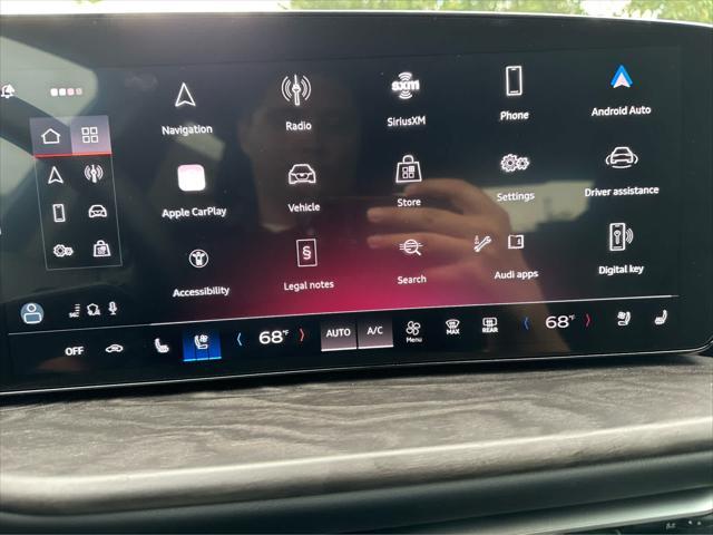 Photo of 2025 MYTHOS BLACK Audi Q5